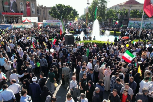 جشن کیلومتری غدیر در تبریز زیر پرچم امیرالمؤمنین(ع)
