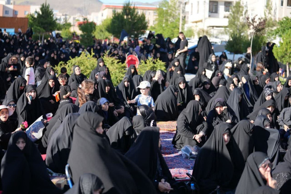 «کوچه به کوچه عشق تو را جار می‌زنیم»؛ روایت ارادت به شهدا در شب‌های محرم