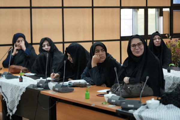 نشست هم‌افزایی مدیران تحول‌خواه مدارس خرم‌آباد برگزار شد