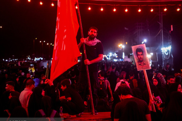 خونخواهی رهبر شهید انقلاب در طریق‌الحسین(ع)