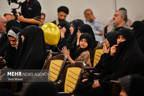 مسجد جمکران میزبان جشن تولد فرزندان شهدای جنگ رمضان