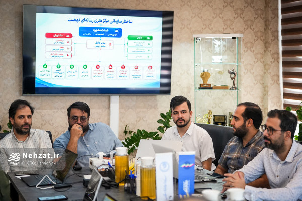 رئیس سازمان تبلیغات اسلامی از مرکز هنری رسانه‌ای نهضت بازدید کرد
