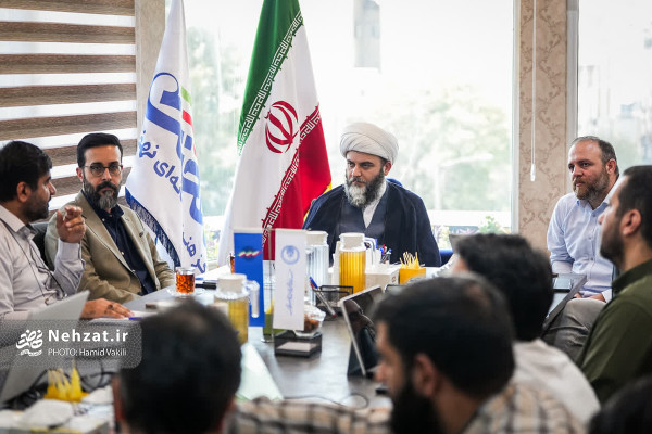 رئیس سازمان تبلیغات اسلامی از مرکز هنری رسانه‌ای نهضت بازدید کرد