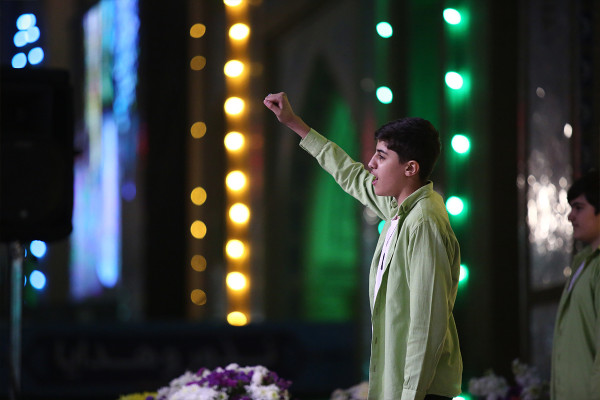 محفل قرآنی امام‌زمانی‌ها در مسجد جمکران