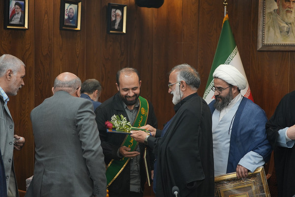 آیین  سنگرسپاری بنیاد دعبل خزاعی