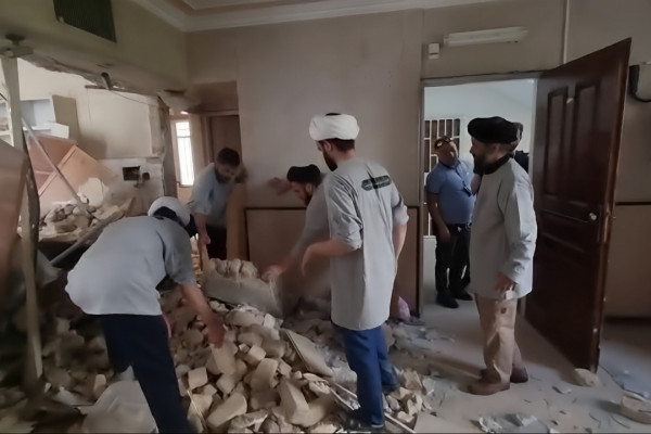 طلبه‌ای در دل آوار