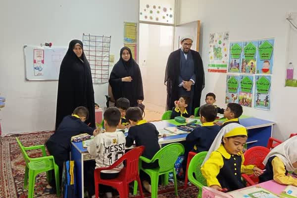 بازدید رئیس اداره تبلیغات اسلامی گناوه از مؤسسه قرآن ولیعصر (عج)