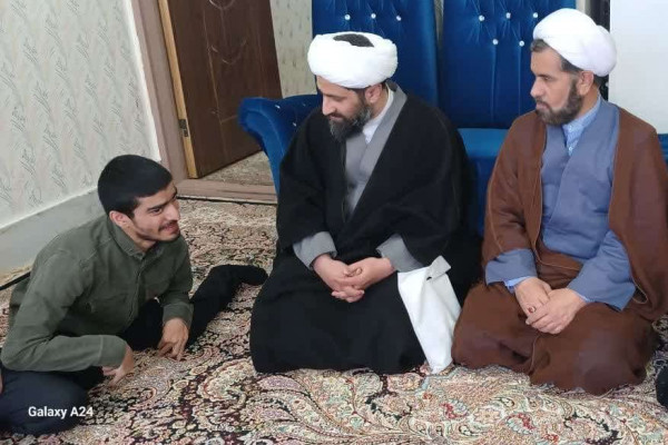 اعزام ۳۶۰ مبلغ تا کاشت ۱۰۰۰ اصله نهال زرشک و تولید داروهای گیاهی