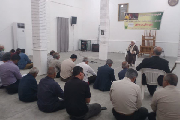 گردهمایی مداحان و هیئات مذهبی شهرستان دره‌شهر